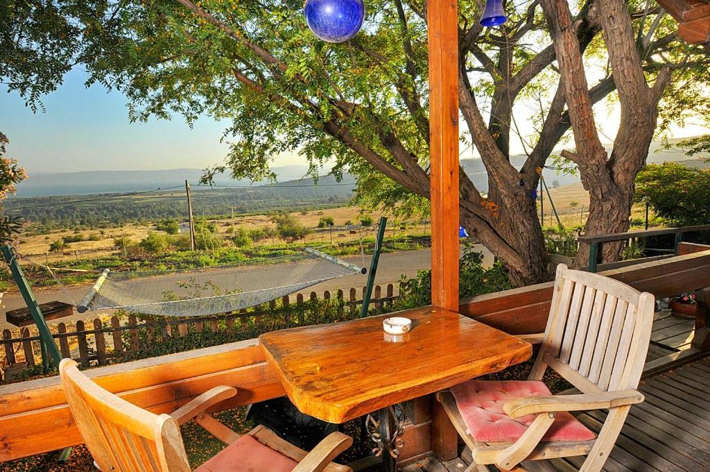 Villa הפינה היפה של צביה Had Nes Esterno foto